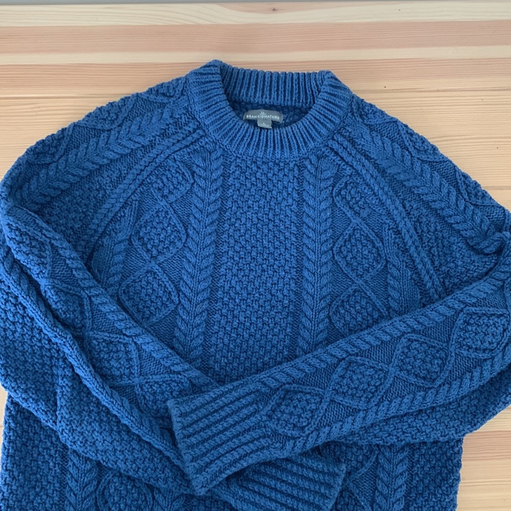 LLBean signature women’s blue fisherman sweater Large